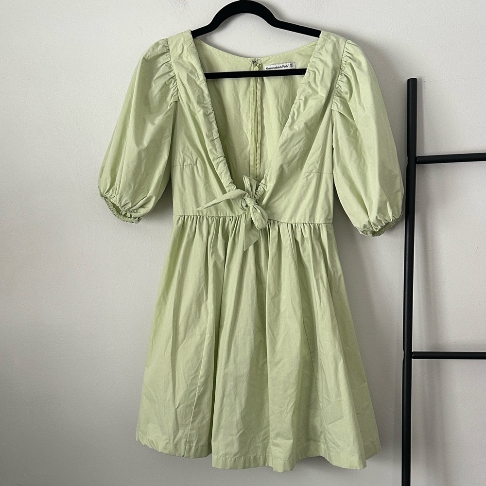 Abercrombie and Fitch Tall M Lime Green Cinch front Dress